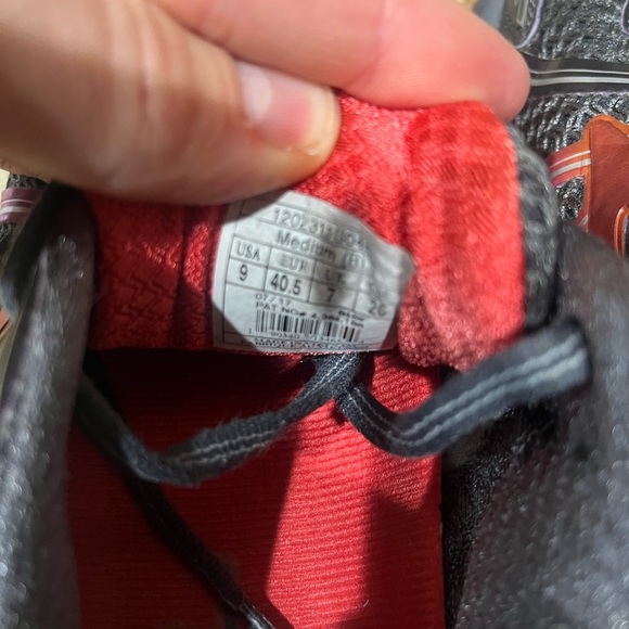 Brooks Women's Running Shoes - Black and Pink - Picture 7 of 12